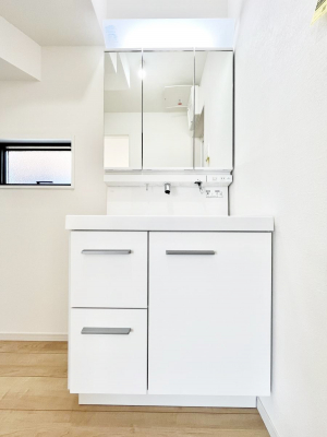 ���ʑ�E���ʏ��@���[�͂Ƌ@�\���ɗD�ꂽ���ʉ��ϑ�