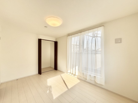 ���̑����ρ@�o���R�j�[���J�������v���X���Ă����m��