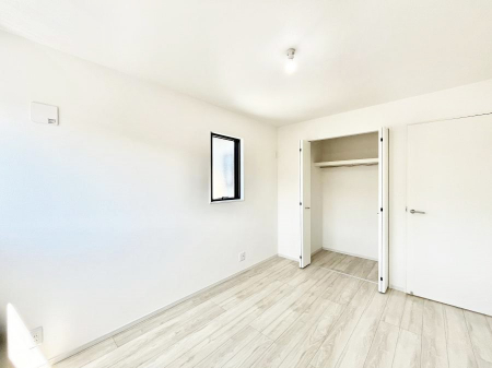 �Q���@�g���₷���`�Ńx�b�g��Ƌ�̒u�����ɂ����邱�Ƃ�����܂���B   