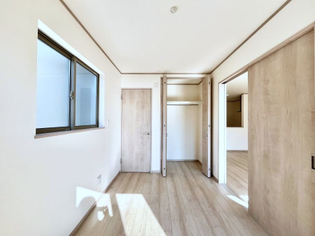 ���̑����ρ@���r���O�ׂ̗ɂ���m���B�����J�����čL�����p���邱�Ƃ��\�ł��B