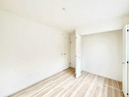 Q@g₷`ŃxbgƋ̒uɂ邱Ƃ܂B   