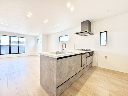 �L�b�`���@���������Ȃ��炲�Ƒ��Ƃ̉�b���y���߂�ΖʃJ�E���^�[�L�b�`��