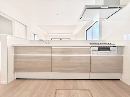 �L�b�`���@�������������I�ɁA�y�����I�V�X�e���L�b�`��  