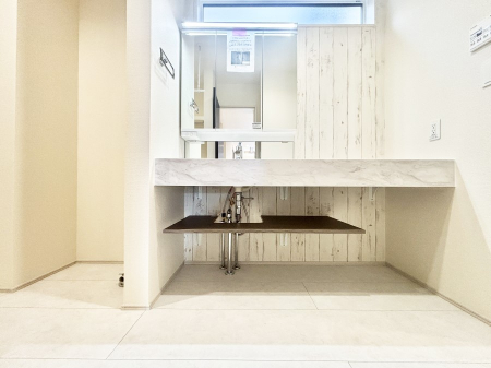 ���ʑ�E���ʏ��@��Ƃ�̐��ʃX�y�[�X�Œ��̐g�x�x�����N���N  