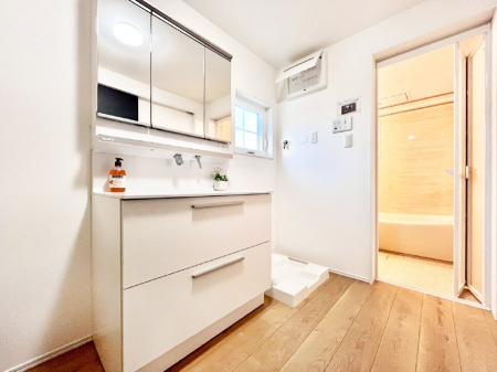 ���ʑ�E���ʏ��@���邢���ʏ��͖����̐g�x�x���y�����ł����Ⴂ�����ł��B