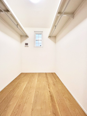 ���̑��@�E�H�[�N�C���N���[�[�b�g�̂���Z�܂��ŃX�b�L�����K�Ȑ�����