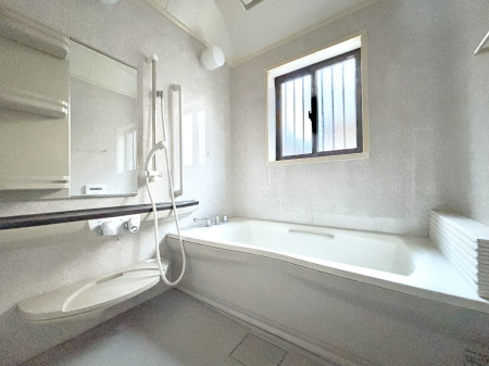 �����@����̔�����₷��؂ȃo�X�^�C���B�������Ƃ����C���y����Ŕ����Ƃ肽���ł��ˁI  