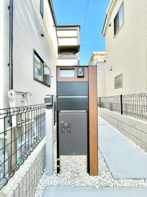 ̑@\DEC^[zE|XgEzanwЂƂɏWBGgXɂȂރVvfUCB