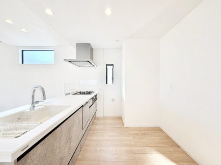 Lb`@Ƃ肠Lb`ł͂ƑƊył܂B