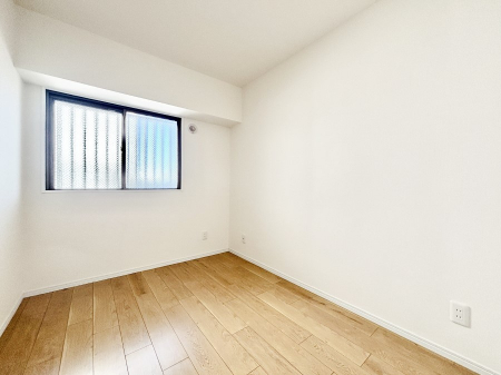 ���̑����ρ@�i�`�������ȃt���[�����O�͂ǂ�ȃC���e���A�ɂ��}�b�`�B  