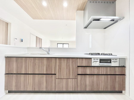 �L�b�`���@�������������I�ɁA�y�����I�V�X�e���L�b�`��  