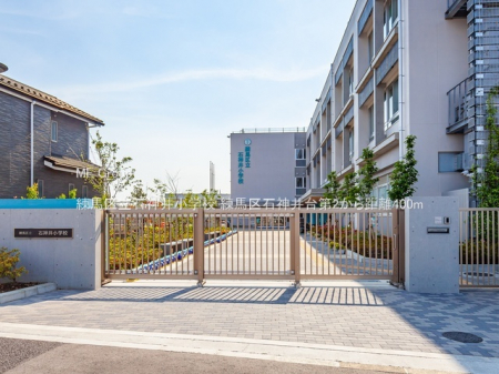 ӊ@wZ 400m n旧ΐ_䏬wZ