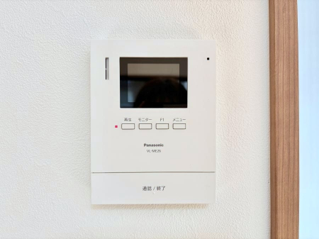 ���̑����ρ@�K��҂���ڂł킩��A���S�̂s�u���j�^�[�t���C���^�[�t�H��