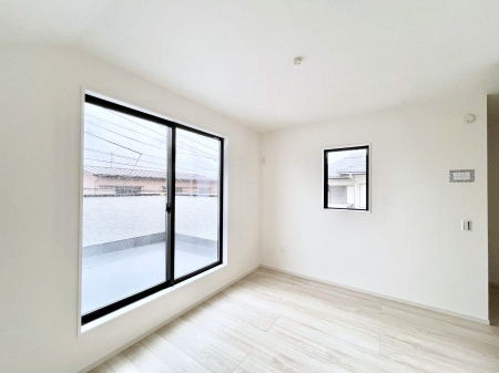 ���̑����ρ@2�ʍ̌����m�ۂ������邢��ԁB�Ƒ��݂�Ȃ����K�ȕ�炵����������݌v�ł��B