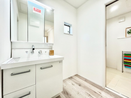 ʑEʏ@̂KԂłB̐gxxCǂg܂B 