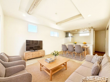 ���r���O�@�������������͋C�̂k�c�j�͉Ƒ��݂�Ȃ̉��K��ԁ��Ƌ��CG�ł�