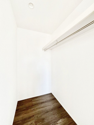 ���̑��@�ߗނ��n���K�[�Ɋ|�����܂܎��[�ł���WIC�B�ߗނ̐������ڂ����₷���ĕ֗��ł��I