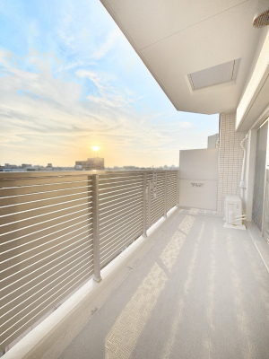 �o���R�j�[�@�������ɊJ�����ƍ̌����v���X���Ă����o���R�j�[