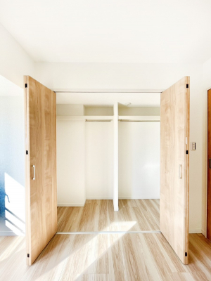 ���[�@�m���N���[�[�b�g�B���s��������̂Ō���̈ߗނ�����������[�ł��܂��B