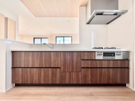 �L�b�`���@�������������I�ɁA�y�����I�V�X�e���L�b�`��  