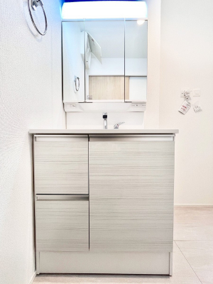 ���ʑ�E���ʏ��@���[�͂Ƌ@�\���ɗD�ꂽ���ʉ��ϑ�  