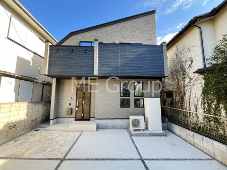 ���n�O�ώʐ^�@�A�N�Z���g�J���[���I�V�����ȃV���v�����_���X�^�C���B 