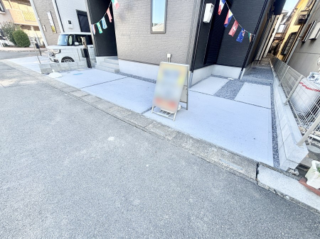 �@�����Ɍ������Ȃ����ԃX�y�[�X�B�@