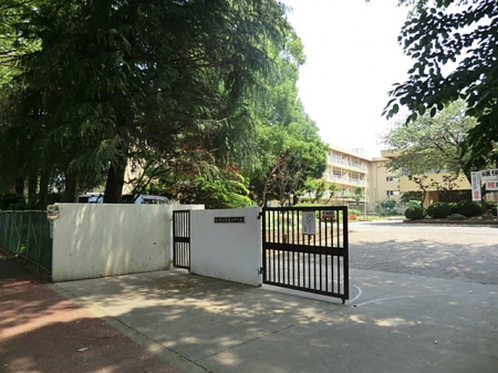 ���ӊ��@���w�Z 590m ���ˎs����Օ����w�Z