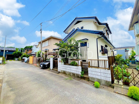 ���n�y�n�ʐ^�@�����Ղ�̗z���ƊJ�����ɕ�܂�閾�邢�Z�܂�