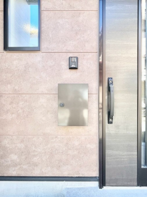 ���̑��@�V���v���f�U�C���̃|�X�g�B 