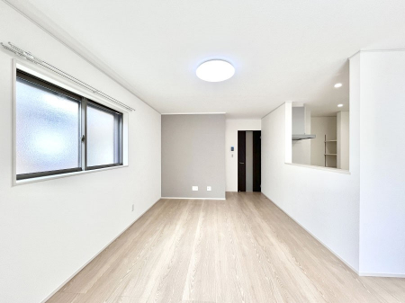 ���̑����ρ@�Ƒ������R�ƏW�܂�e���̃X�y�[�X�ɂȂ肻��