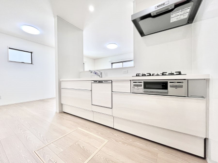 �L�b�`���@���������Ȃ���ł����Ƒ��Ƃ̉�b���y���߂�ΖʃL�b�`��