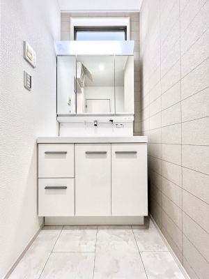 ���ʑ�E���ʏ��@�傫�����₷���O�ʋ��Ő�����������ʑ�́A�g�����Ȃ݃`�F�b�N�┧�̂������ɂ������߂ł��B 