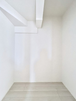 ���̑����ρ@���r���O���[�B�����Ɏ��[������ƕ����W�܂�LDK���X�b�L���Еt�������ł��ˁB  