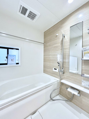 �����@����̔�����₷��؂ȃo�X�^�C���B�������Ƃ����C���y����Ŕ����Ƃ肽���ł��ˁI  