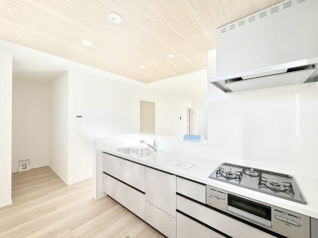 �L�b�`���@��Ƃ肠��L�b�`���ł͂��Ƒ��Ɗy�������������ł��܂��B