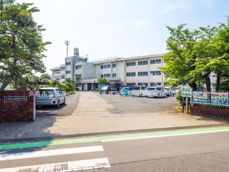 ���ӊ��@���w�Z 560m �v��s���Ҋ����w�Z