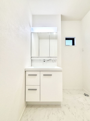 ���ʑ�E���ʏ��@�傫�����₷���O�ʋ��Ő�����������ʑ�́A�g�����Ȃ݃`�F�b�N�┧�̂������ɂ������߂ł��B 