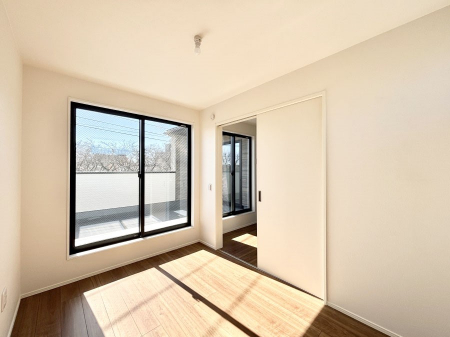 ���̑����ρ@���邢�o���R�j�[�T�C�h�ɗm����ݒu�B�ڊo�߂̗ǂ��Q���ɁB 