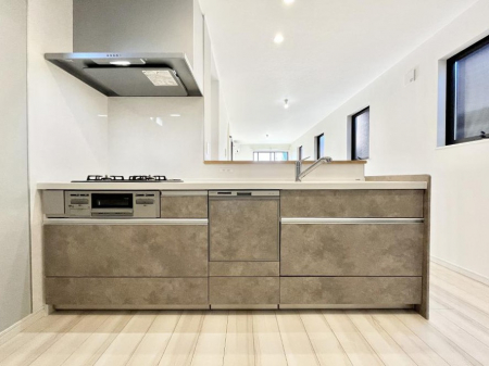 �L�b�`���@�������������I�ɁA�y�����I�V�X�e���L�b�`��  