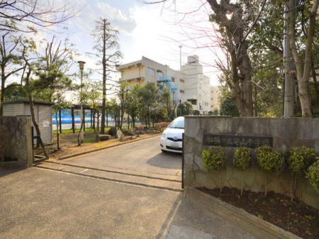 ���ӊ��@���w�Z 960m �D���s���ŎR���w�Z