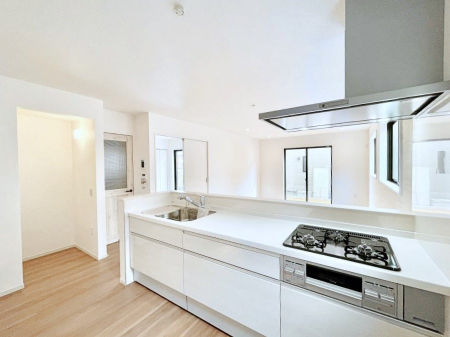 �L�b�`���@��e�ʎ��[�ł���p���g���[�t���̃V�X�e���L�b�`���B