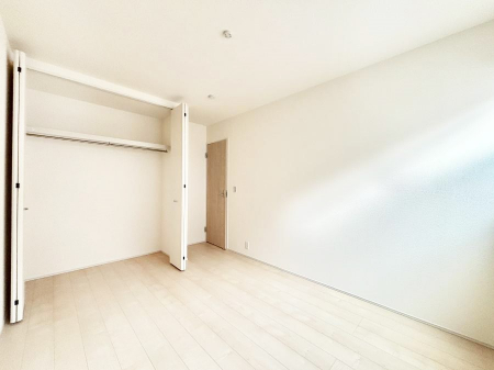 �q�������@�q�������ɂ��������߂Ȏ��[�X�y�[�X�����Ղ�̋���