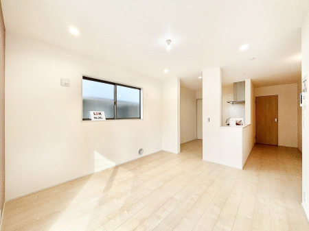 ���r���O�@�Ƒ��c���̎��Ԃ����������Ȃ��났�̃��r���O�_�C�j���O�B