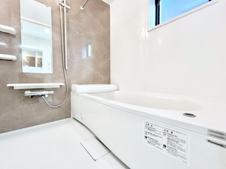 �����@����̔�����₷��؂ȃo�X�^�C���B�������Ƃ����C���y����Ŕ����Ƃ肽���ł��ˁI  