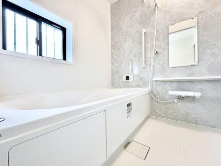 �����@����̔�����₷��؂ȃo�X�^�C���B�������Ƃ����C���y����Ŕ����Ƃ肽���ł��ˁI  