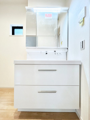 ���ʑ�E���ʏ��@�傫�����₷���O�ʋ��Ő�����������ʑ�́A�g�����Ȃ݃`�F�b�N�┧�̂������ɂ������߂ł��B 