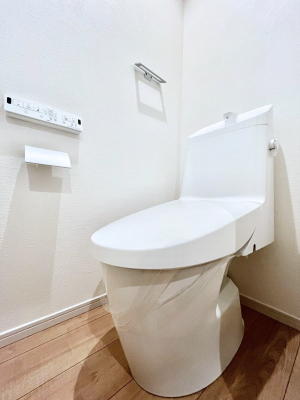 �g�C���@�E�H�V�����b�g�t���g�C����1�K��2�K���ꂼ��ɔz�u����Ă��ĂƂĂ��֗��ł��B 