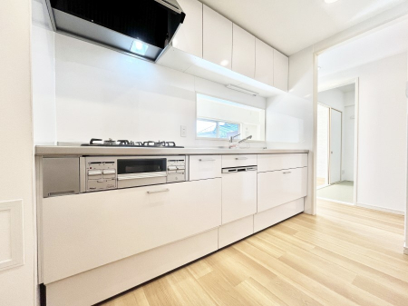 �L�b�`���@�������������I�ɁA�y�����I�V�X�e���L�b�`��