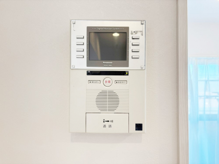 ���̑����ρ@TV���j�^�[�t�C���^�[�t�H�����t���Ă��ăZ�L�����e�B�[��  